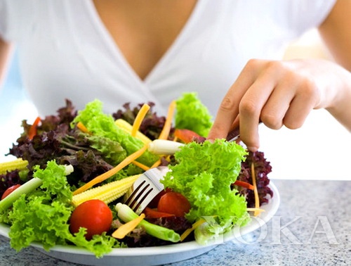 不想變成金剛芭比的話，就要少吃多運(yùn)動(dòng)