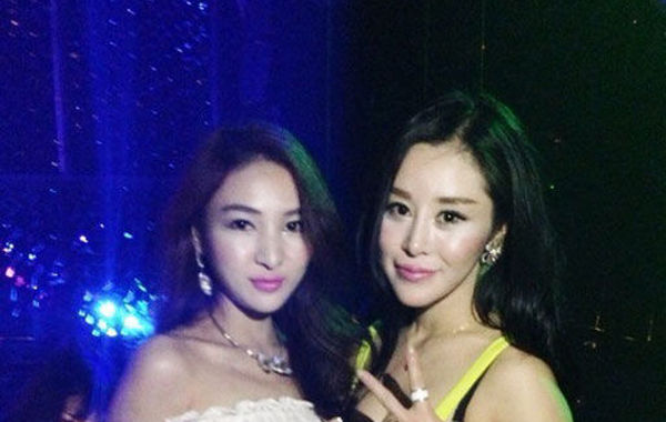 2013年6月15日，郭美美在澳門包下整間酒吧舉辦Party慶祝生日