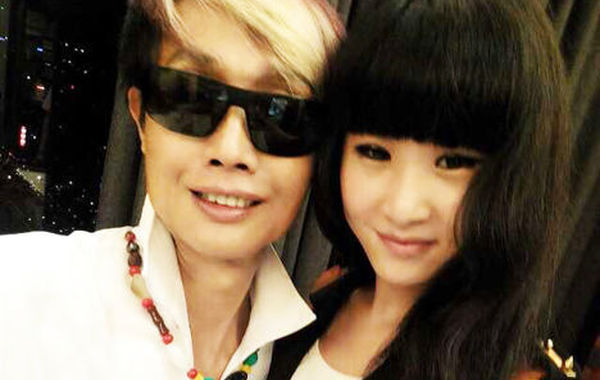 鄧建國與新女友。