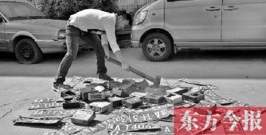 “老的哥”揭“黑車”猖獗原因，建議倒查假車牌、出租車使用機打發(fā)票