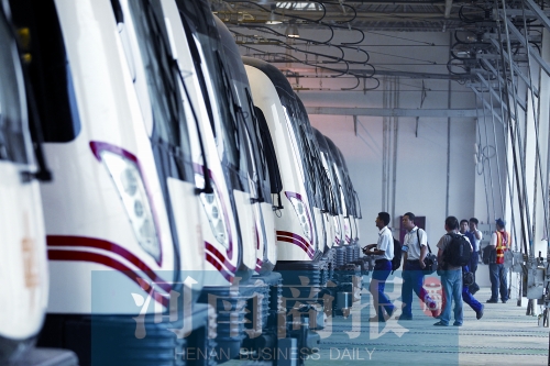 關(guān)于地鐵的任何一個小信息，都牽動著人們的神經(jīng)。