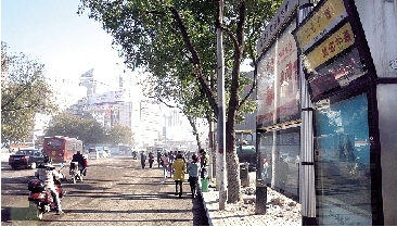 二七廣場和紫荊山區(qū)域公交站名采用地標(biāo)名加道路名進(jìn)行升級 二七廣場和紫荊山區(qū)域公交站名采用地標(biāo)名加道路名進(jìn)行升級