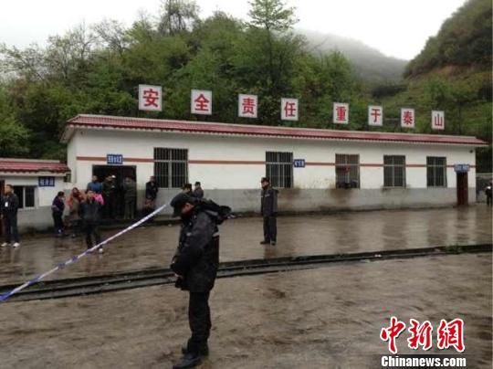 圖為事故救援現(xiàn)場。 禎東 攝