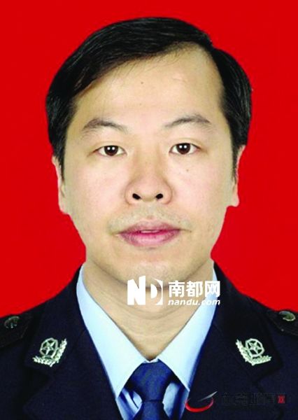 南城公安分局副局長(zhǎng)孔逸鴻。