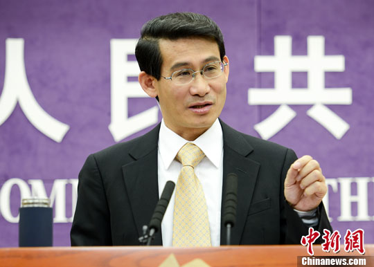 10月17日，中國商務(wù)部舉行例行發(fā)布會，介紹1-9月中國商務(wù)運(yùn)行情況。圖為商務(wù)部新聞發(fā)言人沈丹陽。