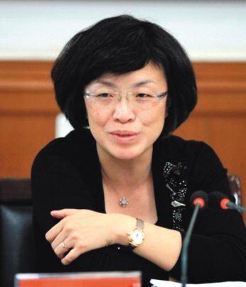 楊曉波 高平市原市長 4月30日涉嫌嚴(yán)重違紀(jì)接受調(diào)查；11月26日被雙開，移送司法機(jī)關(guān)