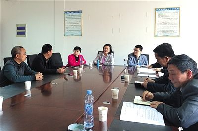 江西省豐城市信訪局接待室，中央信訪督查組約談信訪人。記者 賈世煜 攝