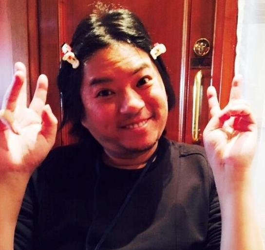 有一種傷害叫高曉松的自拍。