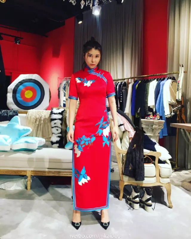 上海一女子自曝每月開銷12萬,被網(wǎng)友罵上頭條！