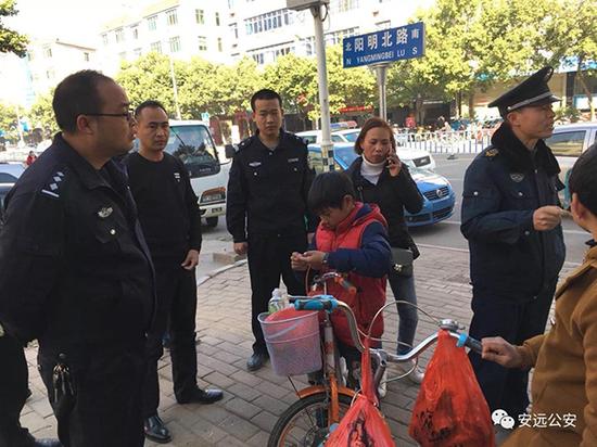 兄弟倆被找到 本文圖均來(lái)源:微信公眾號(hào)“安遠(yuǎn)公安”