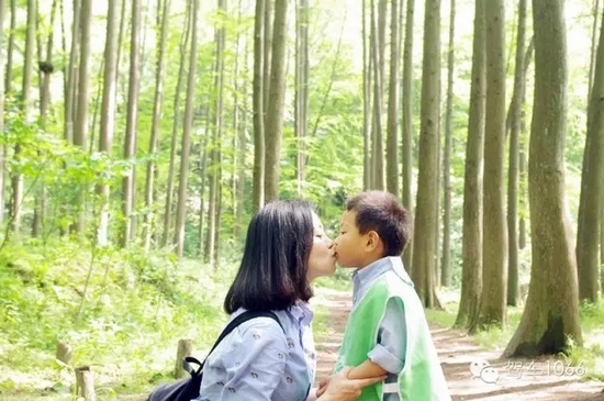 好暖心的畫(huà)面！