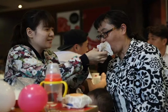 有了女兒后，我更能體會(huì)當(dāng)媽的辛苦與付出，謝謝你媽媽