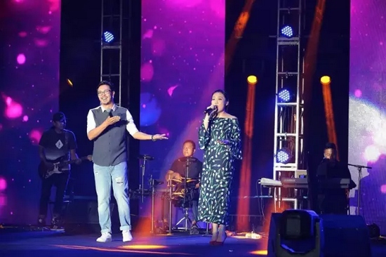 王騰霄、王曉序《制造浪漫》