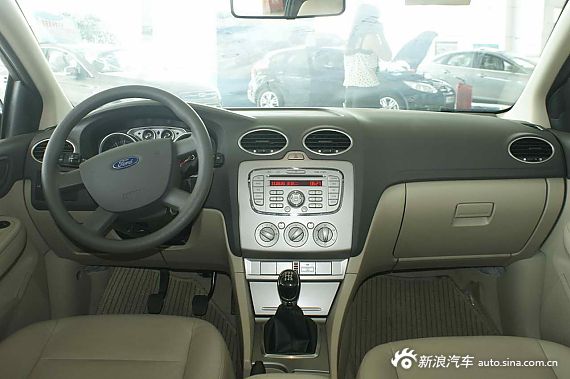 ?？怂箖蓭?jīng)典1.8MT 時尚型