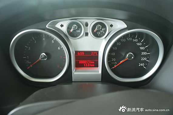 　?？怂箖蓭?jīng)典1.8MT 時尚型