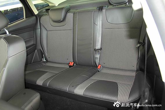 　?？怂箖蓭?jīng)典1.8MT 時尚型