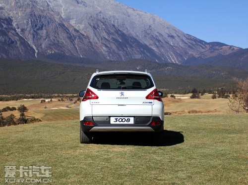 東風(fēng)標(biāo)致2013款標(biāo)致3008 東風(fēng)標(biāo)致2013款標(biāo)致3008