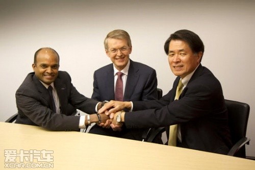 福特副總裁拉茲·奈爾、戴姆勒董事托馬斯·韋伯、日產(chǎn)副總裁山下光彥
