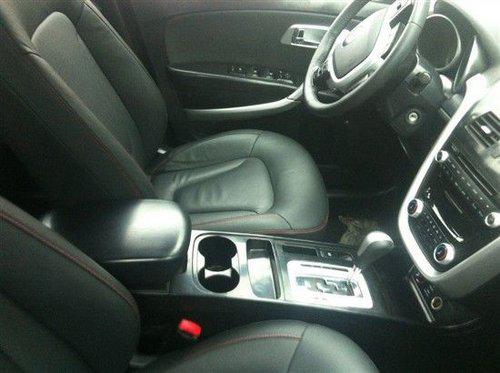 一汽奔騰X80內(nèi)飾 一汽奔騰X80內(nèi)飾