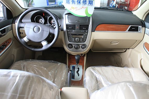 2011款凱越1.6LE自動(dòng)版實(shí)拍 2011款凱越1.6LE自動(dòng)版實(shí)拍