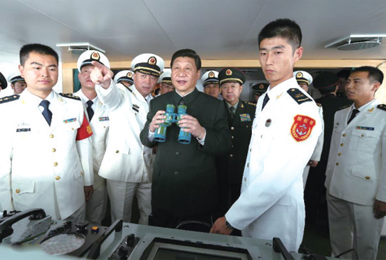 2012年12月8日，習(xí)近平視察廣州戰(zhàn)區(qū)，登上海軍“海口艦”