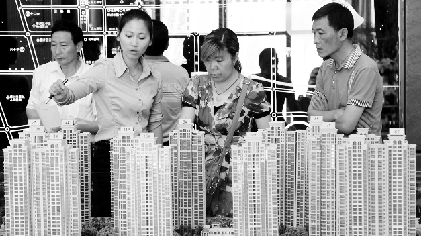 十一假期，人們問價的多，買房者少