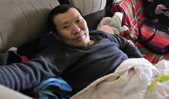 11月11日，李剛病情再次惡化，在眾多朋友的鼓勵(lì)下，他將再赴西安進(jìn)行手術(shù)治療