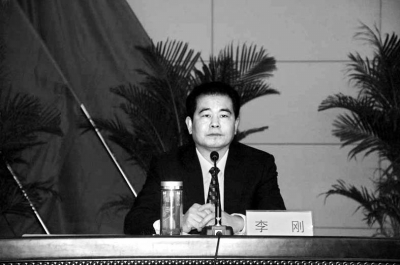 濮陽(yáng)市委常委、市委政法委書(shū)記李剛