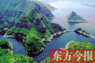 碧水藍(lán)天有綠色,是濟(jì)源人生活的愿望。如今,正是因?yàn)闈?jì)源有山有水,綠樹成蔭,很多在外工作的濟(jì)源人慢慢選擇回家鄉(xiāng)買房定居。