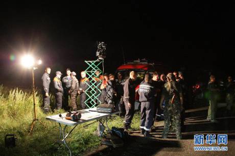 直擊馬航MH17客機墜毀現(xiàn)場 直擊馬航MH17客機墜毀現(xiàn)場