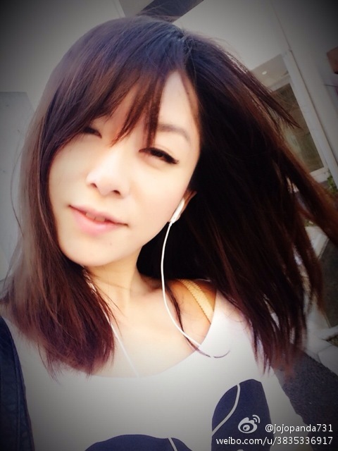 最美女教師：聽(tīng)課人數(shù)太多 被迫換教室