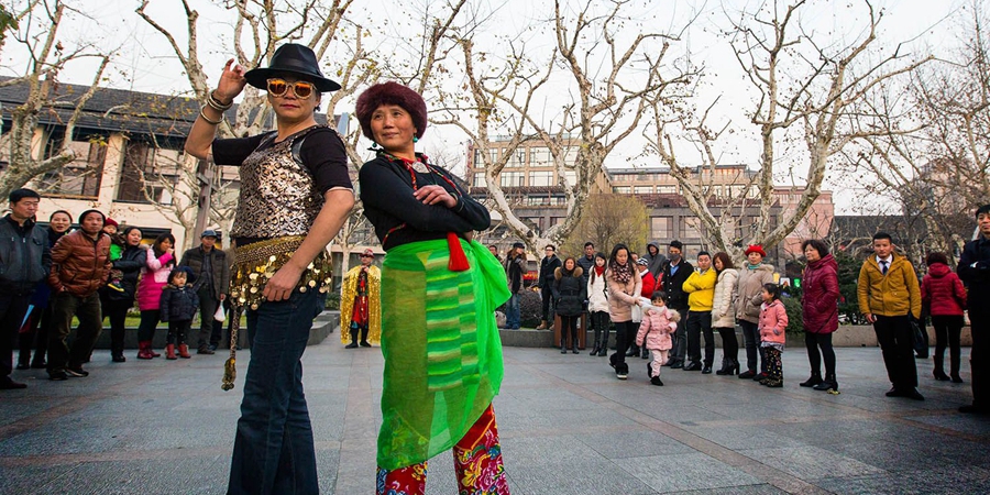 杭州老年舞蹈隊“雷人”走秀 杭州老年舞蹈隊“雷人”走秀