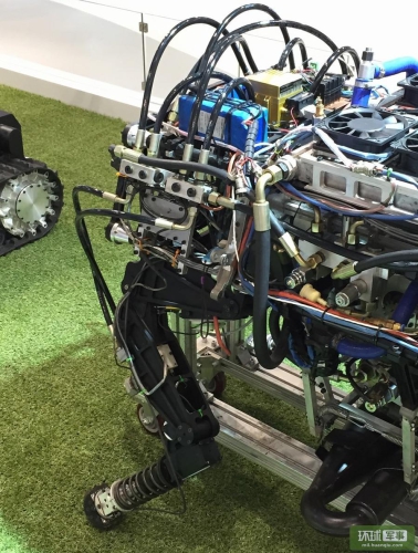 國產(chǎn)“大狗”機(jī)器人真身曝光