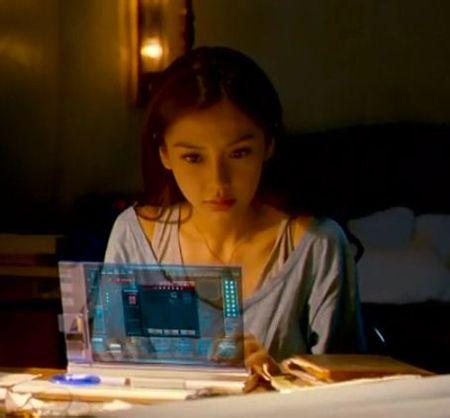 女神Angelababy愛打游戲 240萬(wàn)人在線觀戰(zhàn)