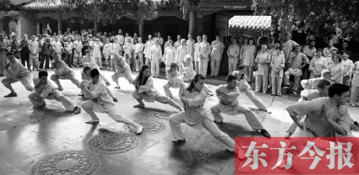 少林寺迎來最大一批俄羅斯學(xué)員 71名洋弟子禮拜釋永信