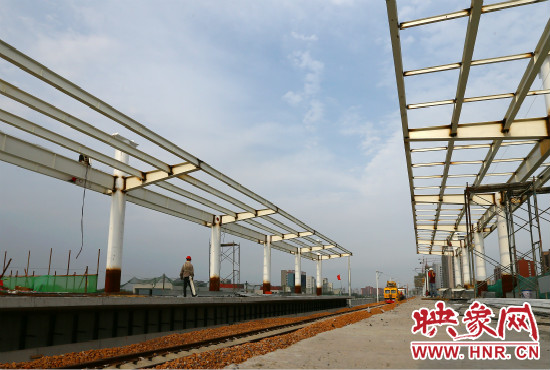 鄭信路站的主體框架已經(jīng)完工。