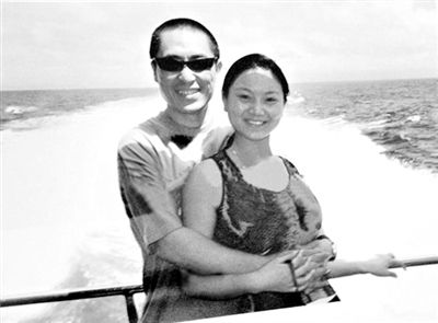 張藝謀與現(xiàn)任妻子陳婷。資料圖片