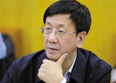 昨日，最高檢檢察長曹建明在遼寧團參加“兩高”報告分組審議。記者 陳杰 攝