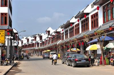 2014年3月16日，海南瓊海市，正在進(jìn)行城鎮(zhèn)化改造的萬(wàn)泉鎮(zhèn)新貌。圖/CFP