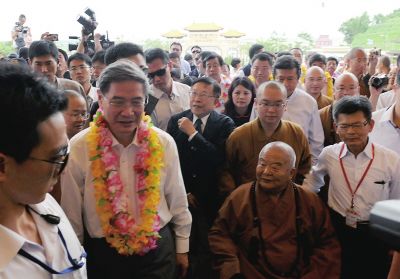 張志軍步入禮敬大廳。