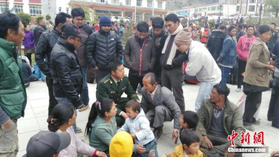 圖為西藏日喀則市吉隆縣吉隆鎮(zhèn)現(xiàn)場。 李國偉 攝