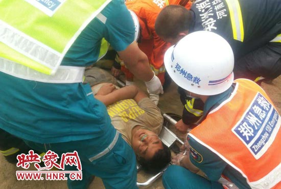 事故現(xiàn)場，一人被救出