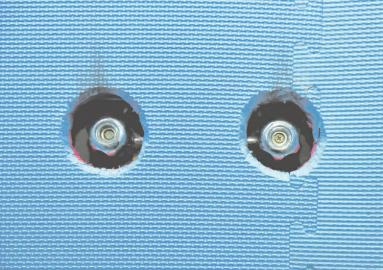 廁所內(nèi)所有的水龍頭開(kāi)關(guān)都進(jìn)行了軟包。