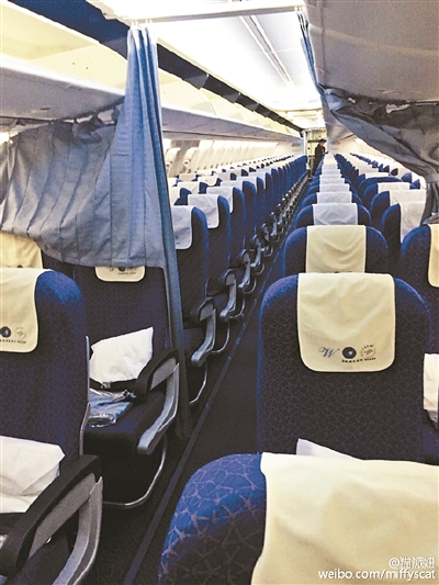 年關(guān)將近，很多人回家的票還沒有著落，而昨日凌晨，一架從武漢飛往廣州的航班上只有一名女乘客，偌大的客機成了一個人的專機。