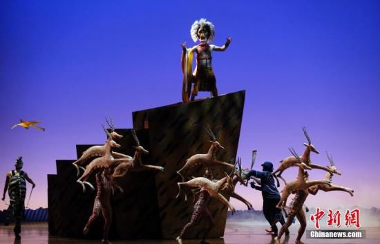 資料圖：6月14日晚，迪士尼經(jīng)典音樂劇《獅子王》中文版在上海舉行全球首演