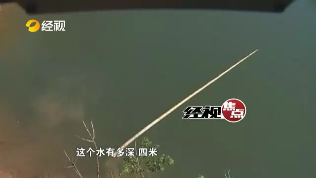 仨小伙半夜摘西瓜被發(fā)現 逃跑中跌入水坑兩人溺亡