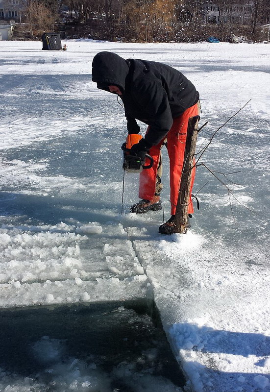 這是他們第二次嘗試復(fù)制英國巨石陣。（網(wǎng)頁截圖）