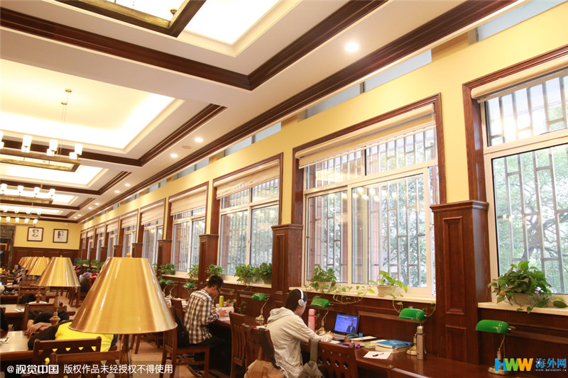 重慶大學(xué)改造翻新的“民國(guó)風(fēng)圖書館”走紅網(wǎng)絡(luò)，引得無數(shù)網(wǎng)友點(diǎn)贊