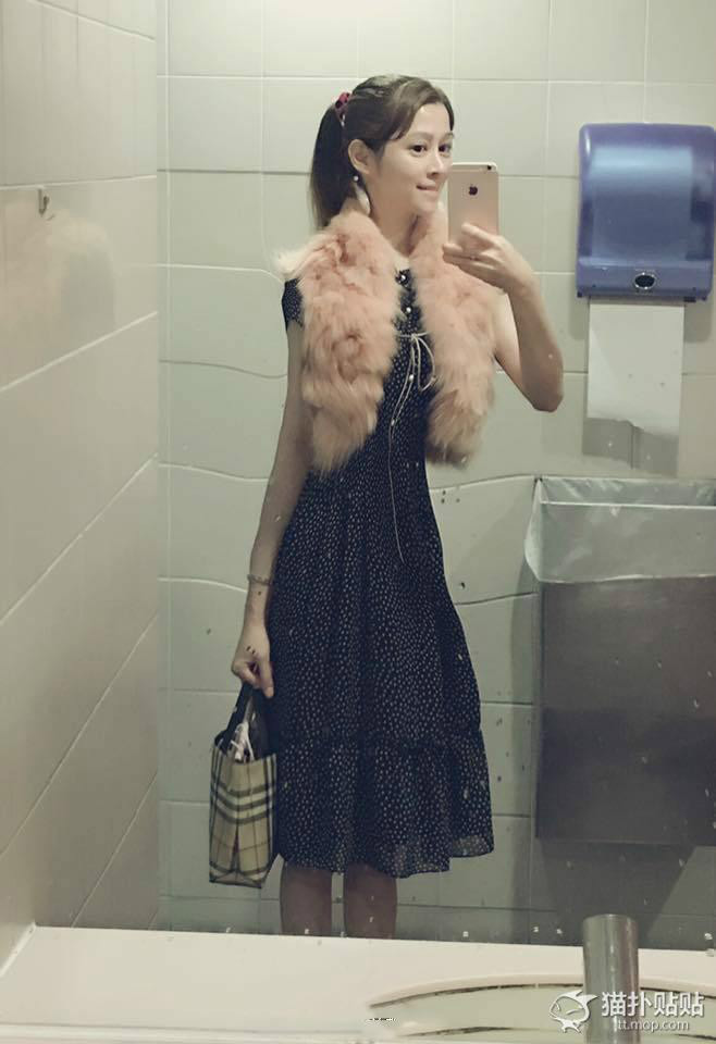 臺版蛇精媽走紅 自帶時(shí)空扭曲效果