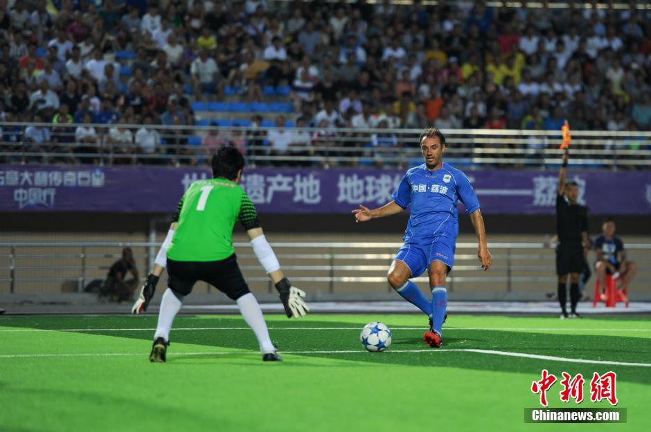 中國(guó)元老明星足球隊(duì)?wèi)?zhàn)勝意大利傳奇巨星隊(duì) 中國(guó)元老明星足球隊(duì)?wèi)?zhàn)勝意大利傳奇巨星隊(duì)